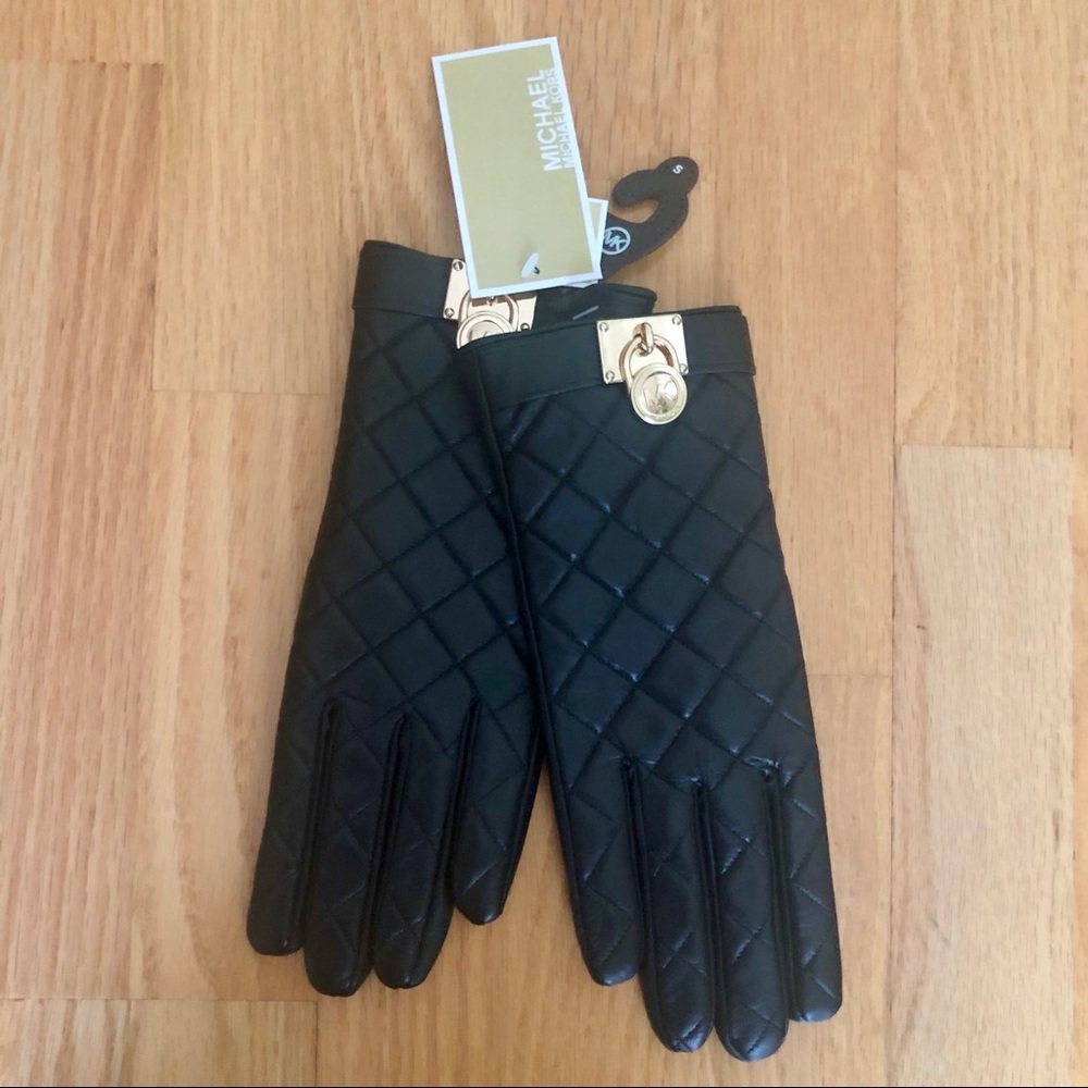 Michael Kors Women Black Leather Gloves w/MK Charm